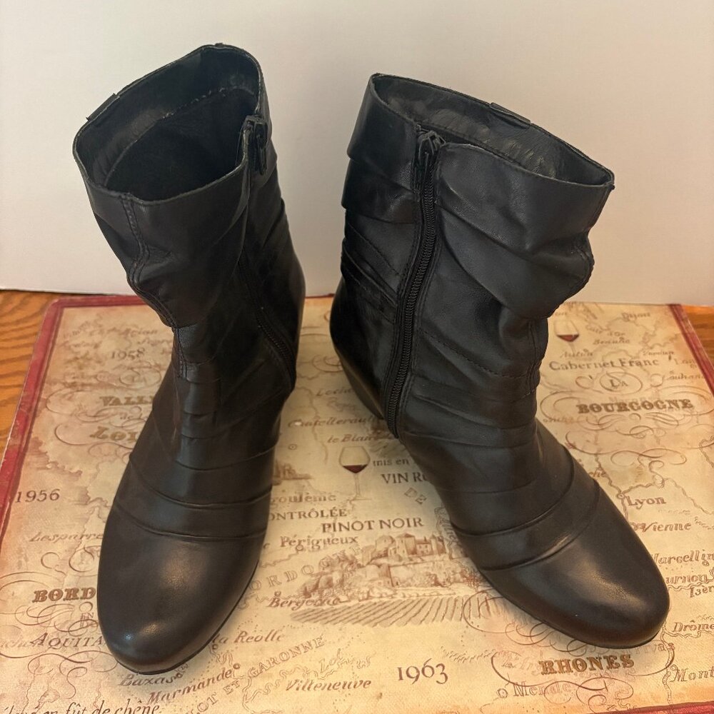 Remonte Dorndorf Black Leather Boots – $45 CAD